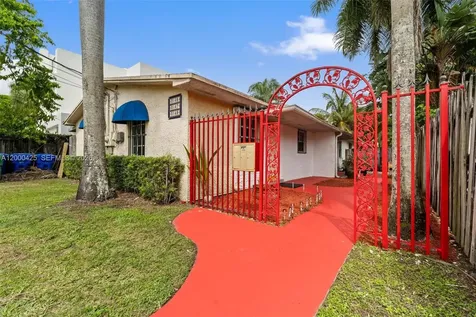 3147 Mcdonald Street Miami FL 33133