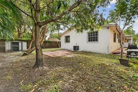 3147 Mcdonald Street Miami FL 33133