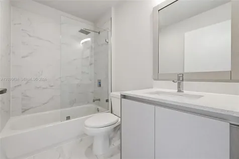 2505 NE 193rd Street Miami FL 33180