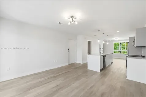 2505 NE 193rd Street Miami FL 33180
