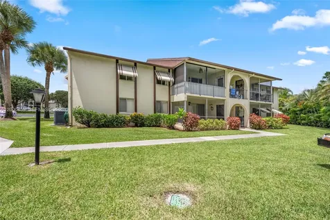5839 La Pinata Boulevard Green Acres FL 33463