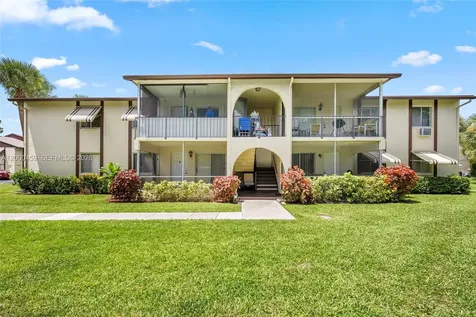 5839 La Pinata Boulevard Green Acres FL 33463