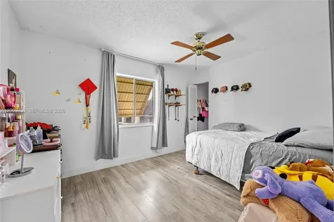 5839 La Pinata Boulevard Green Acres FL 33463