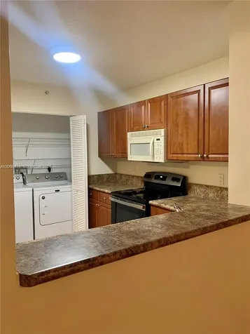 529 E Sheridan Street Dania Beach FL 33004