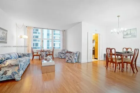 4747 Collins Avenue Miami Beach FL 33140