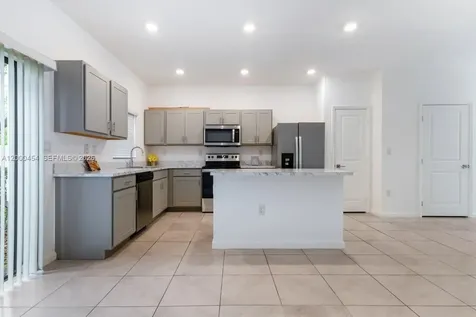 1170 SW 7th Court Florida City FL 33034