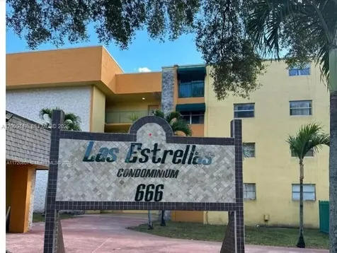 606 W 81st Street Hialeah FL 33014