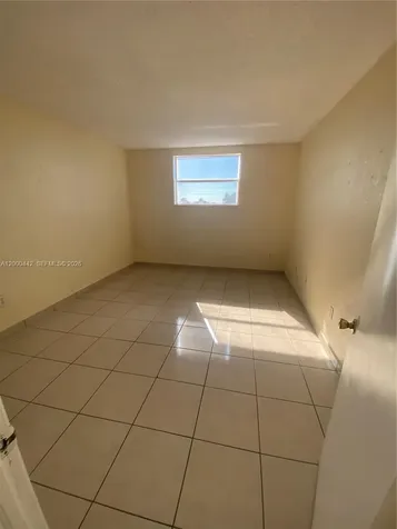 606 W 81st Street Hialeah FL 33014