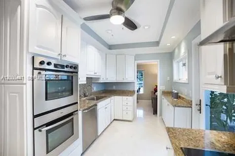 113 S Gordon Road Fort Lauderdale FL 33301