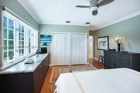 113 S Gordon Road Fort Lauderdale FL 33301
