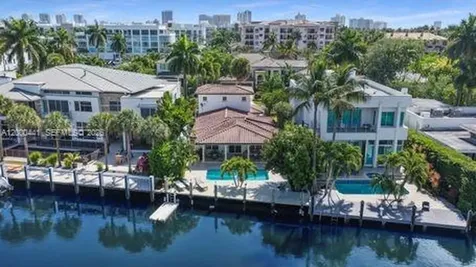 113 S Gordon Road Fort Lauderdale FL 33301