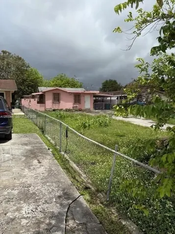7161 SW 22nd Street Miami FL 33155