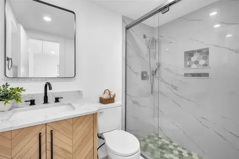 770 SE 2nd Avenue Deerfield Beach FL 33441