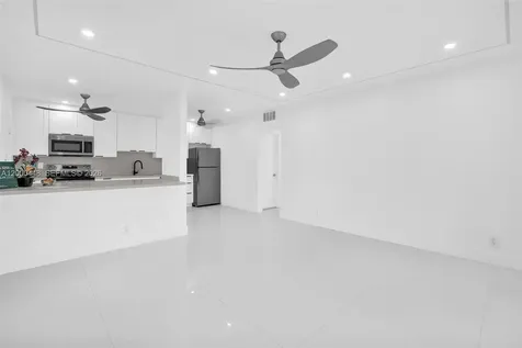 770 SE 2nd Avenue Deerfield Beach FL 33441