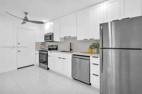 770 SE 2nd Avenue Deerfield Beach FL 33441