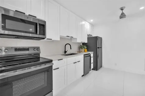770 SE 2nd Avenue Deerfield Beach FL 33441
