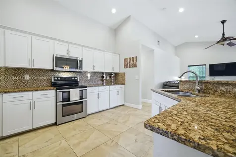 3563 W Tree Tops Court Davie FL 33328