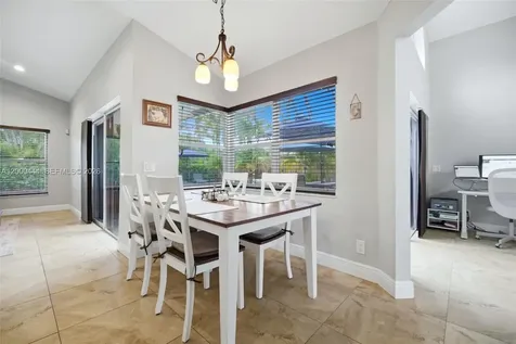 3563 W Tree Tops Court Davie FL 33328