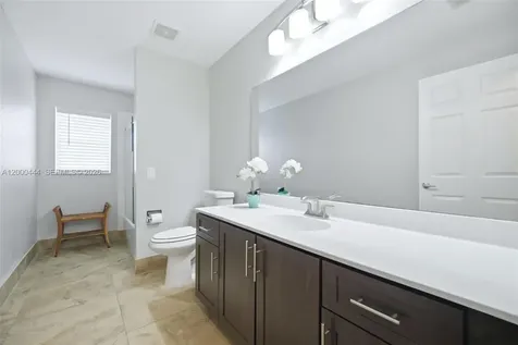 3563 W Tree Tops Court Davie FL 33328