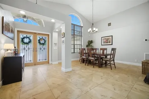 3563 W Tree Tops Court Davie FL 33328