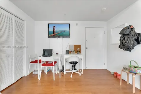 1542 Drexel Avenue Miami Beach FL 33139