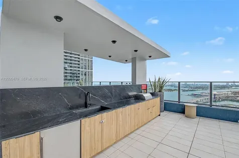 121 NE 25th Street Miami FL 33132