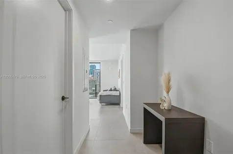 121 NE 25th Street Miami FL 33132