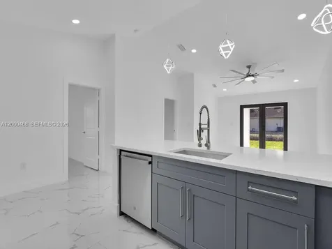 5117 24th Street SW Lehigh Acres FL 33973