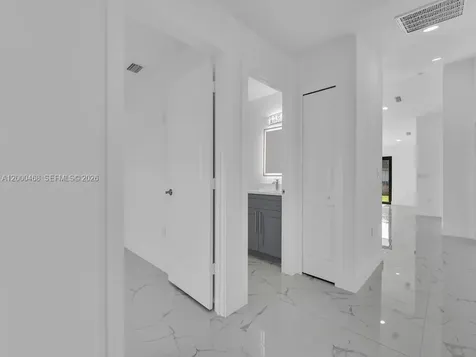5117 24th Street SW Lehigh Acres FL 33973