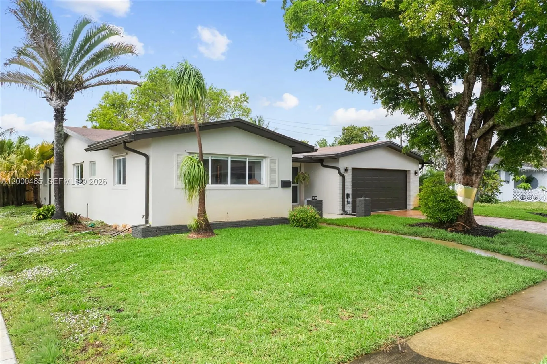 1700 N 48th Avenue Hollywood FL 33021