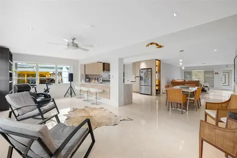 1700 N 48th Avenue Hollywood FL 33021