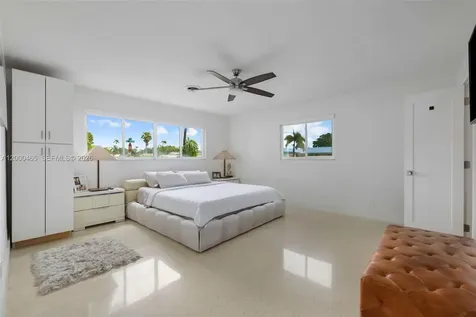 1700 N 48th Avenue Hollywood FL 33021