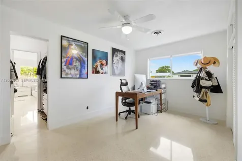 1700 N 48th Avenue Hollywood FL 33021