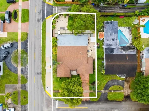 1700 N 48th Avenue Hollywood FL 33021
