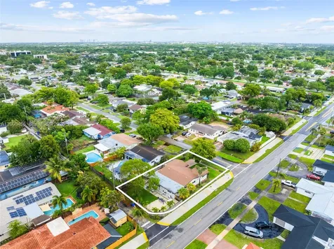 1700 N 48th Avenue Hollywood FL 33021