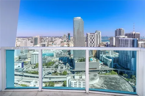 31 SE 5th Street Miami FL 33131