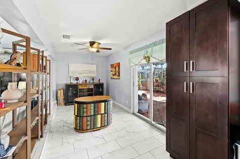 600 SW 67th Avenue Pembroke Pines FL 33023