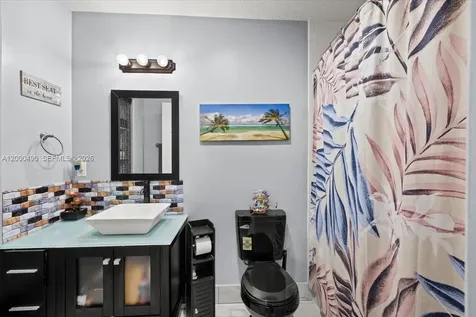 600 SW 67th Avenue Pembroke Pines FL 33023