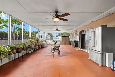 600 SW 67th Avenue Pembroke Pines FL 33023