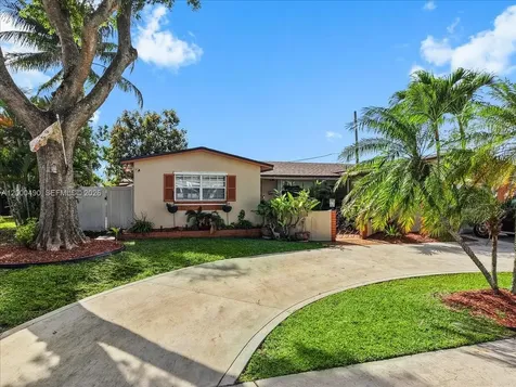 600 SW 67th Avenue Pembroke Pines FL 33023