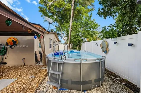 600 SW 67th Avenue Pembroke Pines FL 33023