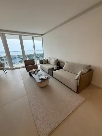 4775 Collins Avenue Miami Beach FL 33140