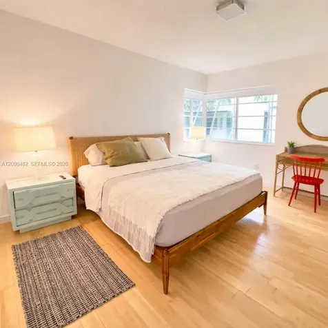 3915 N Meridian Avenue Miami Beach FL 33140