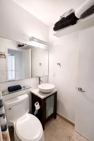 3915 N Meridian Avenue Miami Beach FL 33140