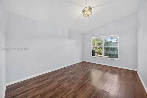 2073 SE 13th Street Homestead FL 33035