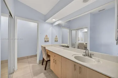 2073 SE 13th Street Homestead FL 33035