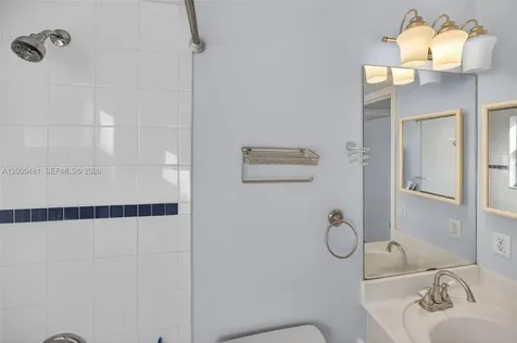 2073 SE 13th Street Homestead FL 33035