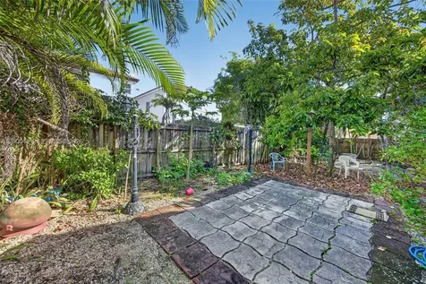 2073 SE 13th Street Homestead FL 33035
