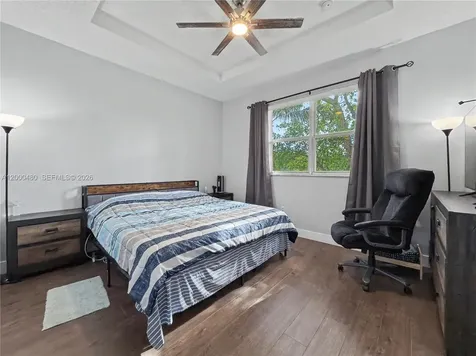 1033 NE 42nd Place Homestead FL 33033