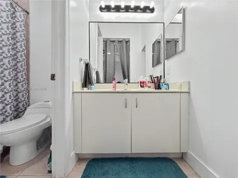 1033 NE 42nd Place Homestead FL 33033